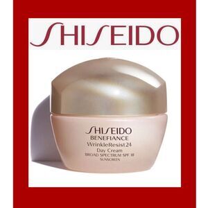 Share Shiseido Benefiance WrinkleResist24 Day Cream SPF18 Full Size 1.8oz / 50ml